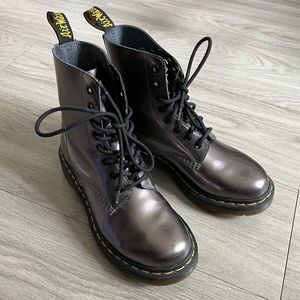 Dr Martens Women 8-Eye Pascal The Original Airware High Top Pewter Boots